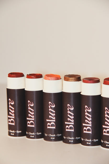 the blure girl Kit